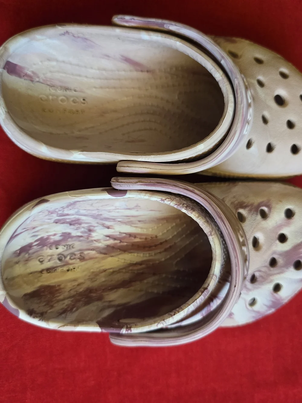 ​Crocs Classic Marbled Clogs – Toddler / Child Size 10 Mauve & White Quartz Swir